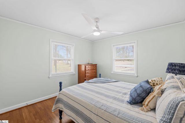 305 Crestwood Drive, Mauldin, SC 29662