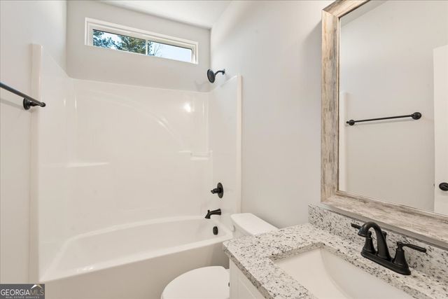 190 Foxridge Court, Metter, GA 30439