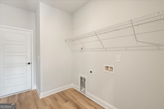 190 Foxridge Court, Metter, GA 30439