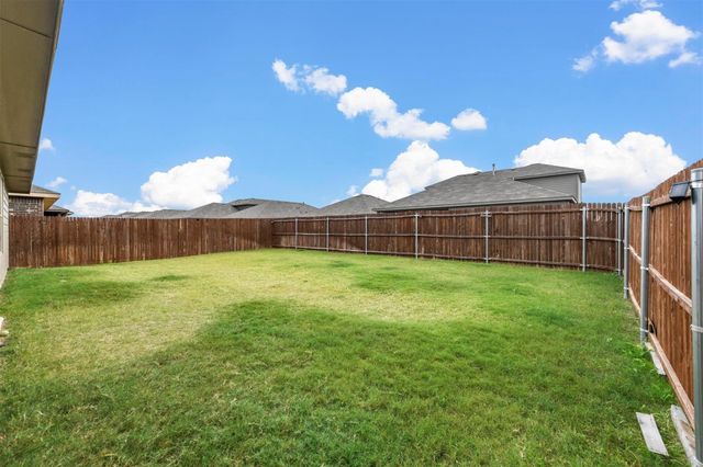 16524 Milwaukee Street, Justin, TX 76247