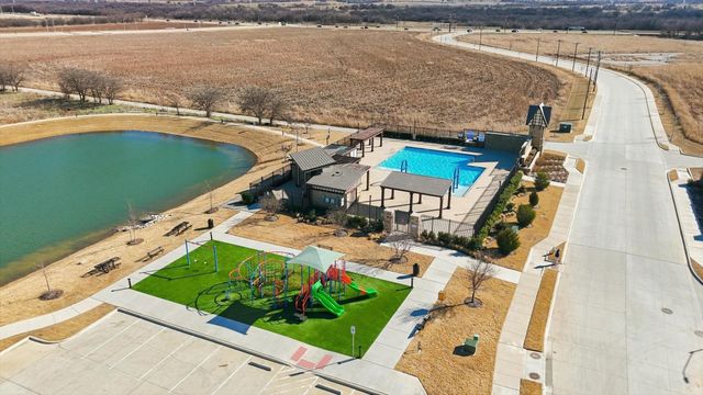 16524 Milwaukee Street, Justin, TX 76247