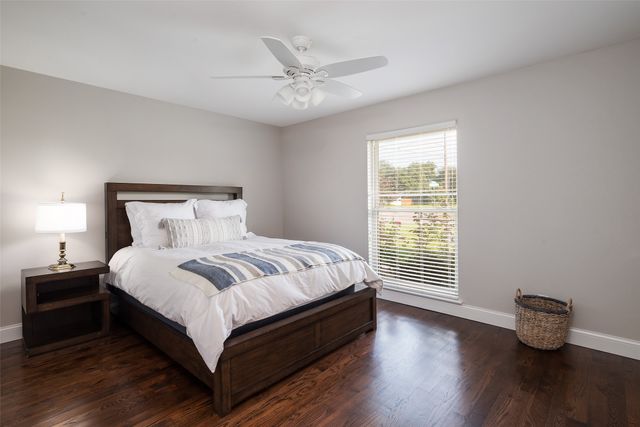 3867 Beutel Court, Dallas, TX 75229