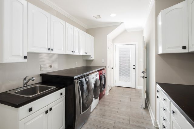 3867 Beutel Court, Dallas, TX 75229