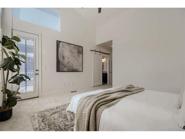 5053 Valentia St 101, Denver, CO 80238