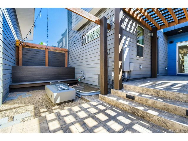 5053 Valentia St 101, Denver, CO 80238