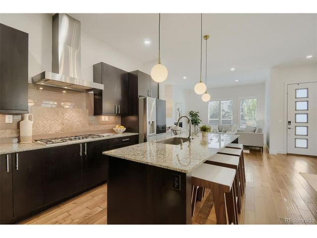 5053 Valentia St 101, Denver, CO 80238