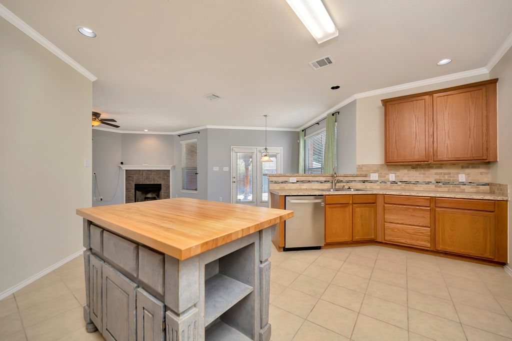 5728 Mountain Stream Trail, Fort Worth, TX 76244 — photo 5