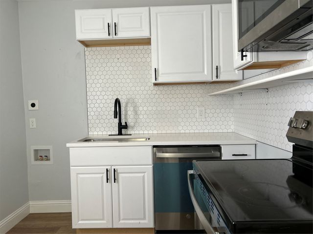 542 S Redford Lane, White Settlement, TX 76108