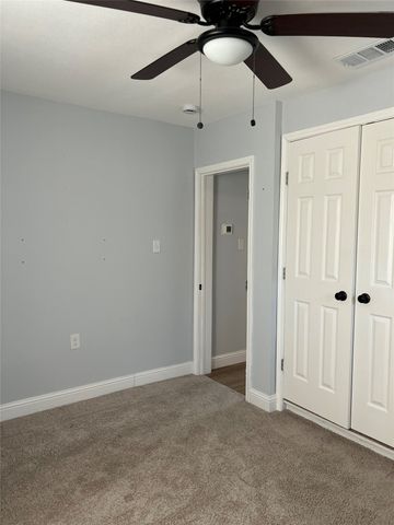 542 S Redford Lane, White Settlement, TX 76108