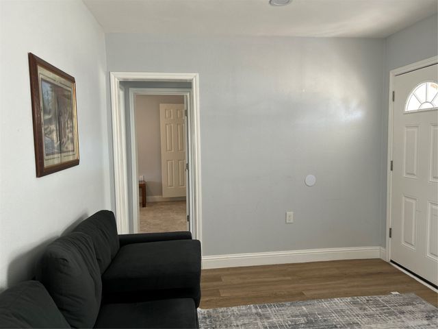 542 S Redford Lane, White Settlement, TX 76108