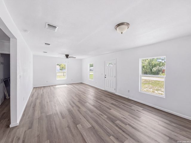 146 DARSON MARIE DR, San Antonio, TX 78226