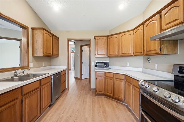 9569 Country Path Trail, Miami Twp, OH 45342