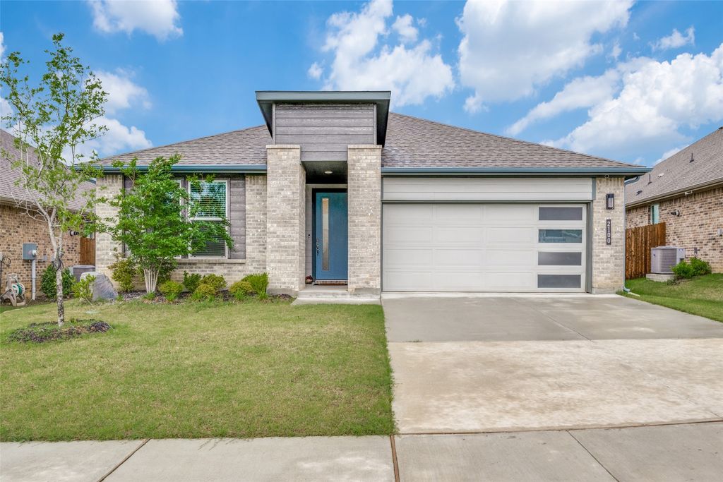 2100 Blackcap Street, Denton, TX 76205