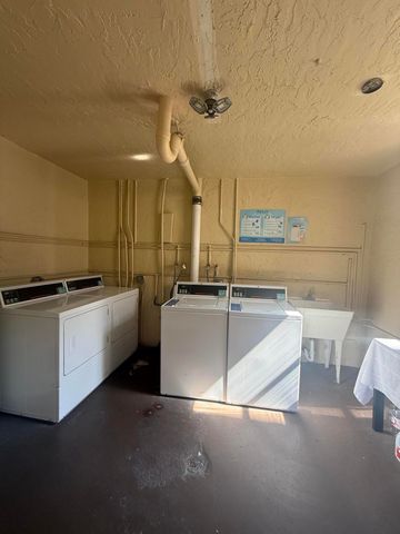 2811 Somerset Drive 118, Lauderdale Lakes, FL 33311