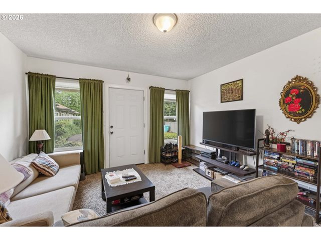 4501 N MONTANA Ave, Portland, OR 97217