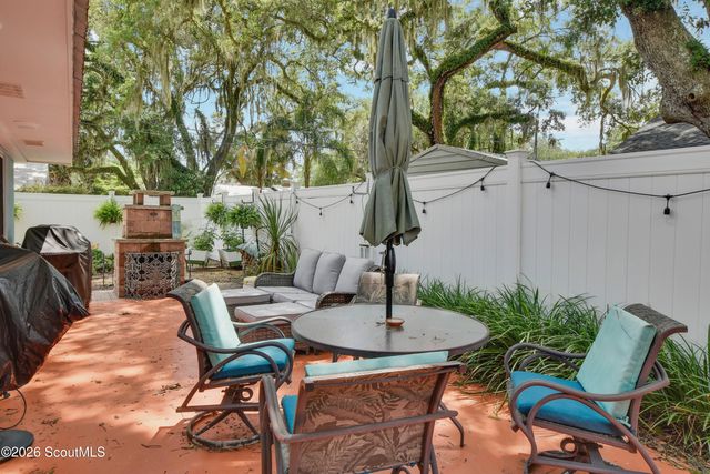 207 Broadway Street, St. Simons Island, GA 31522