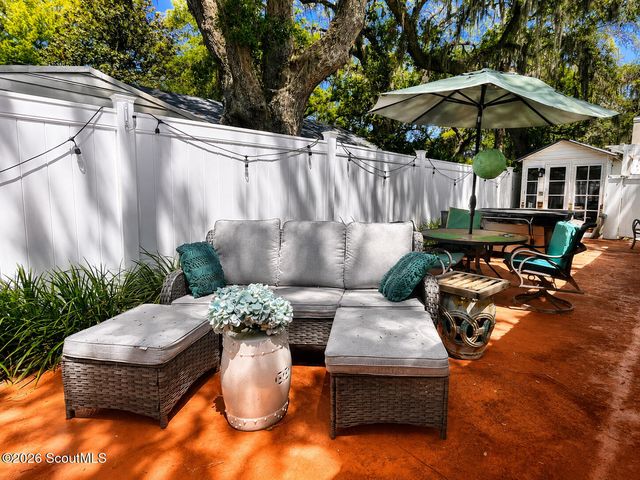 207 Broadway Street, St. Simons Island, GA 31522