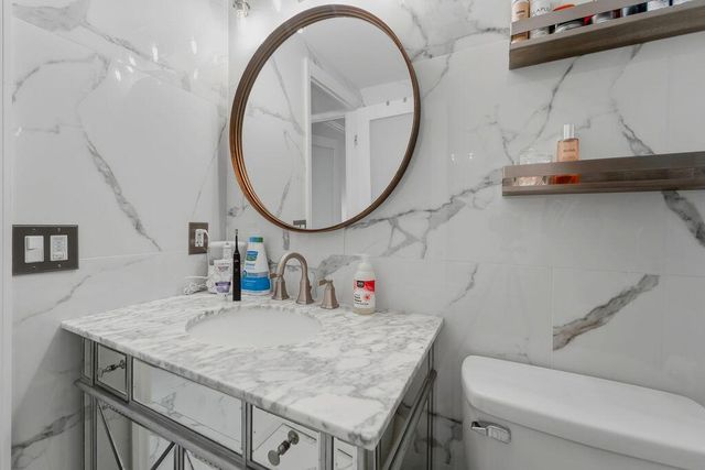 809 W Oakland Park Boulevard K2, Oakland Park, FL 33311