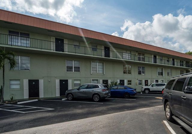 809 W Oakland Park Boulevard K2, Oakland Park, FL 33311