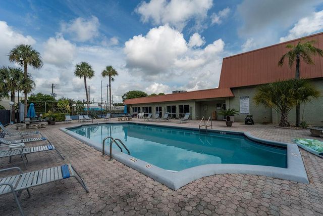 809 W Oakland Park Boulevard K2, Oakland Park, FL 33311