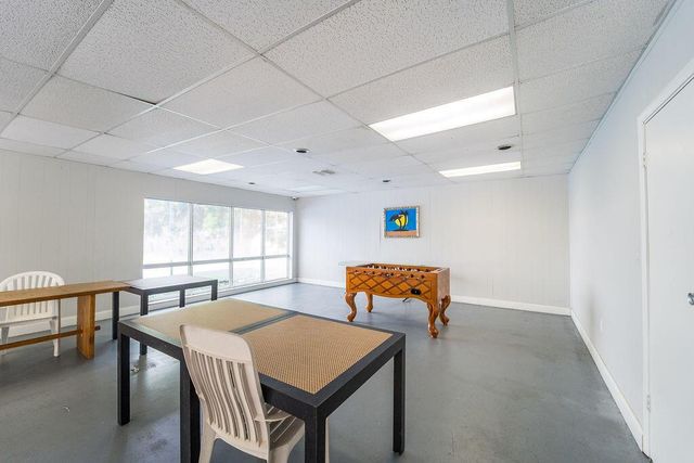 809 W Oakland Park Boulevard K2, Oakland Park, FL 33311