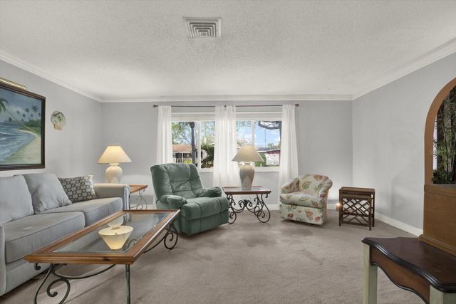 8301 MONARCH CIRCLE, Seminole, FL 33772