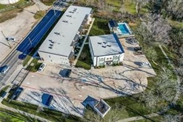 408 Dr Martin Luther King Jr Boulevard 402, Waxahachie, TX 75165