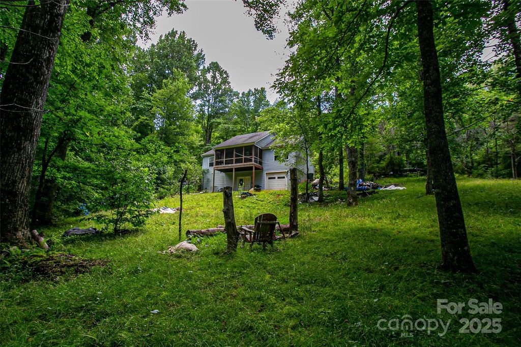 164 Horseplay Lane, Lake Toxaway, NC 28747