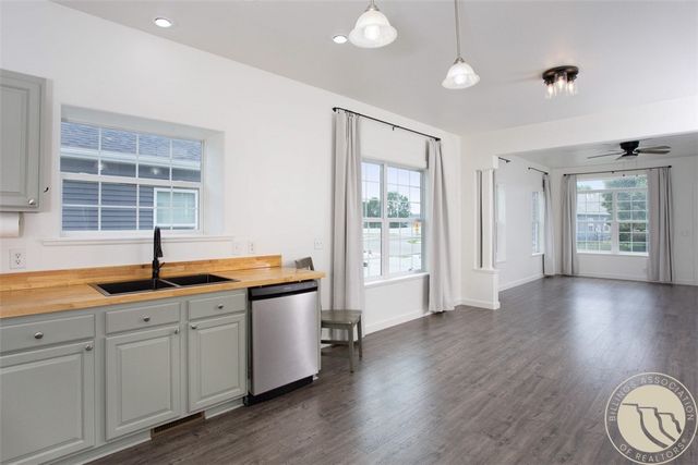 1407 Twin Oaks Drive Drive, Billings, MT 59105