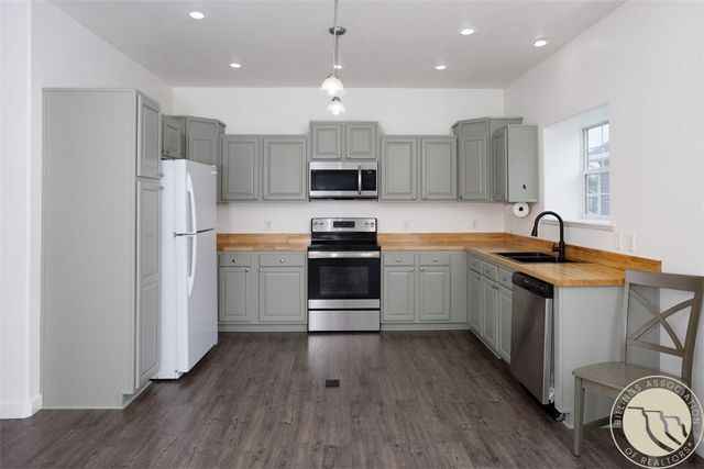 1407 Twin Oaks Drive Drive, Billings, MT 59105