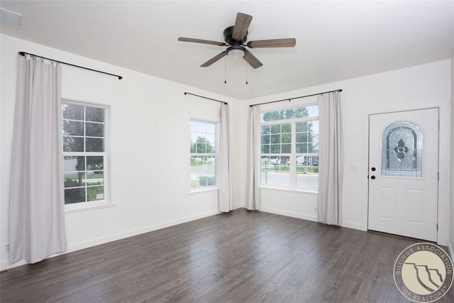 1407 Twin Oaks Drive Drive, Billings, MT 59105