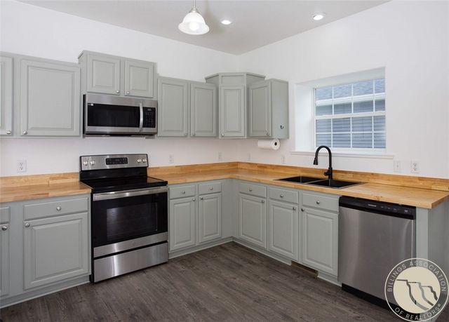 1407 Twin Oaks Drive Drive, Billings, MT 59105