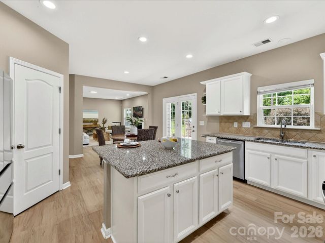 9154 Perseverance Drive, Harrisburg, NC 28075