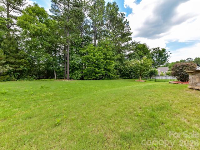9154 Perseverance Drive, Harrisburg, NC 28075