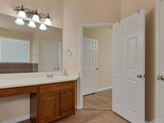 1008 Magellan, Windcrest, TX 78239