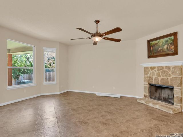 1008 Magellan, Windcrest, TX 78239