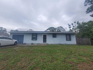 133 SW Essex Drive, Port St. Lucie, Port St Lucie, FL 34984