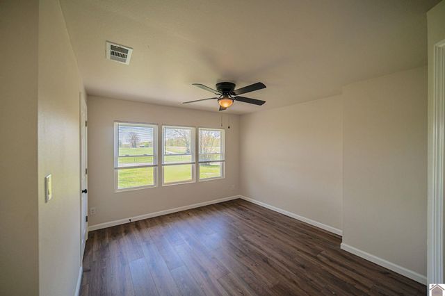 330 E M Hurley Rd., Calvert City, KY 42029