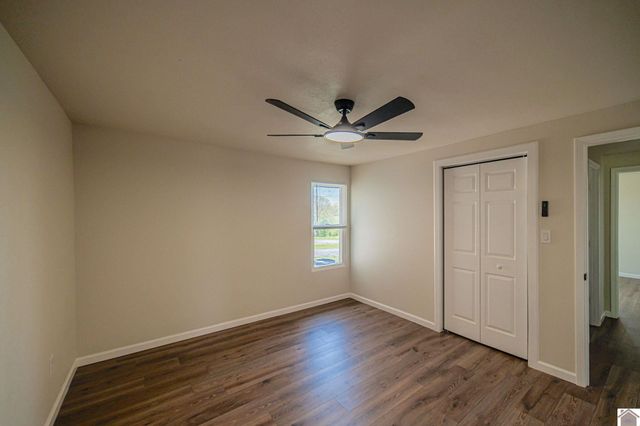 330 E M Hurley Rd., Calvert City, KY 42029