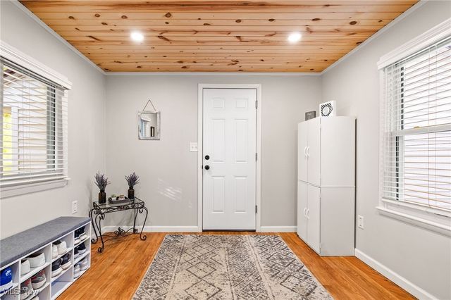 5023 E Edgerton Road, Brecksville, OH 44141