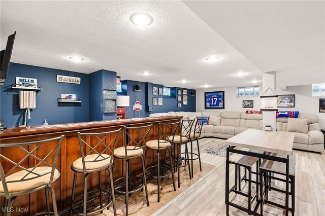 5023 E Edgerton Road, Brecksville, OH 44141