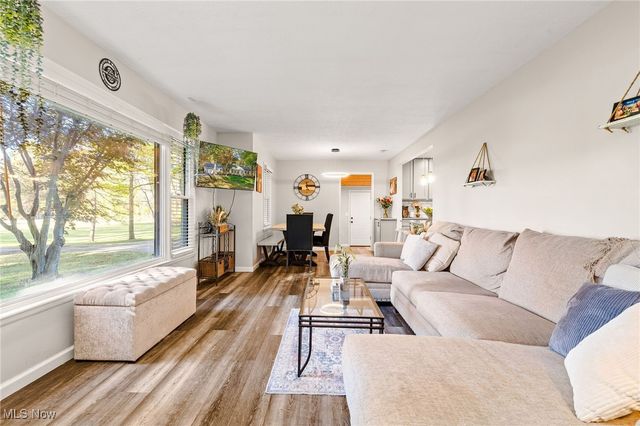 5023 E Edgerton Road, Brecksville, OH 44141