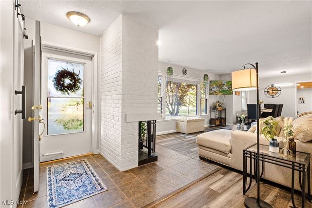 5023 E Edgerton Road, Brecksville, OH 44141