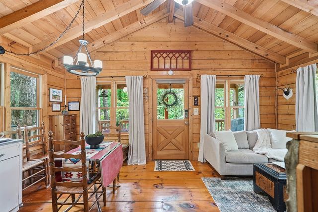 28 Briar Creek Road, Ellijay, GA 30540