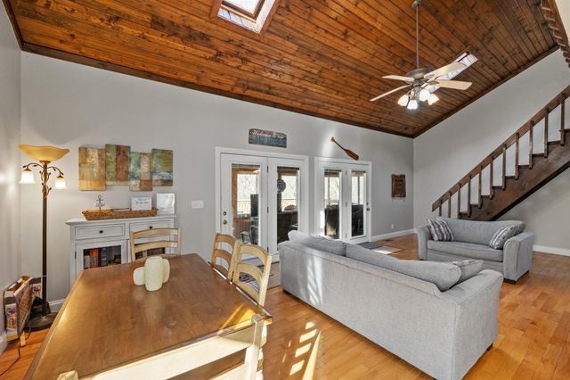 2026 Keeney Road, Nancy, KY 42544