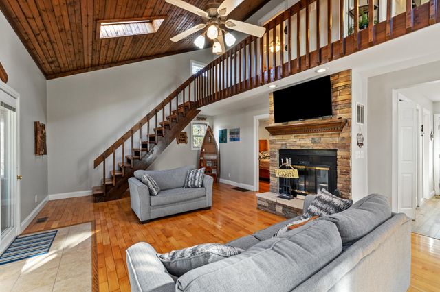 2026 Keeney Road, Nancy, KY 42544