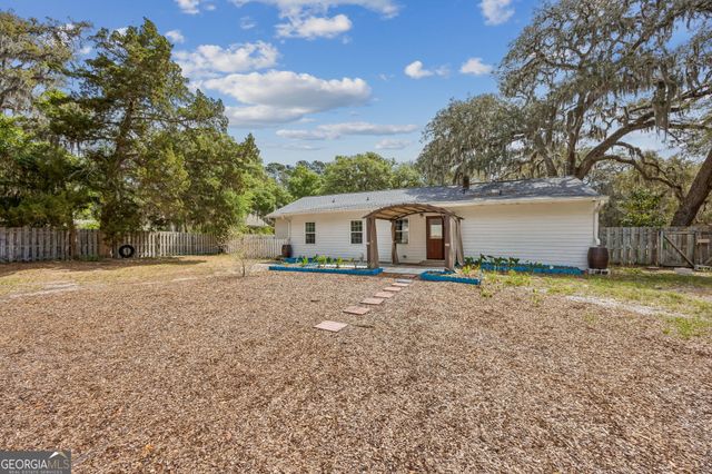 303 Mahan Street, St. Marys, GA 31558
