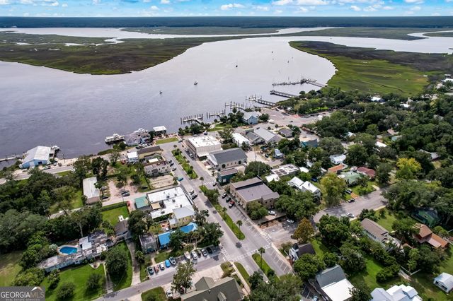 303 Mahan Street, St. Marys, GA 31558