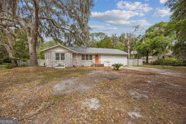 303 Mahan Street, St. Marys, GA 31558