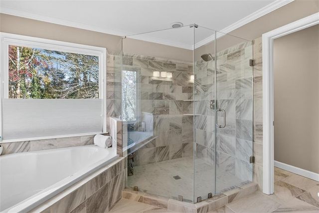 5060 Brent Knoll Lane, Suwanee, GA 30024